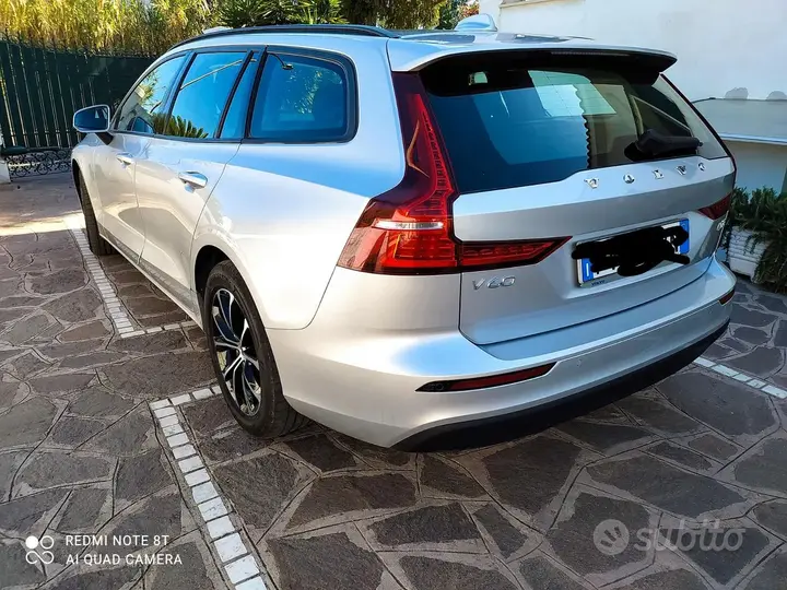 Volvo V60 2019 photo 3