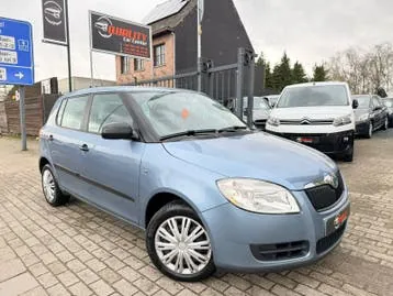 Skoda Fabia 2009 photo 3