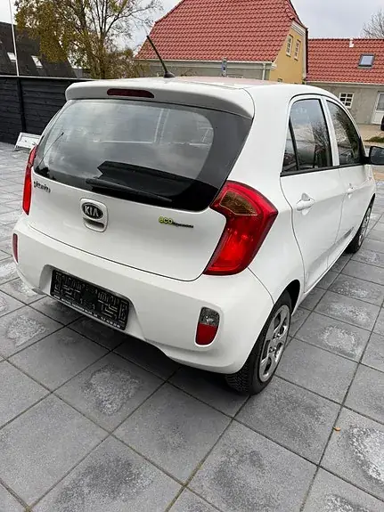 Kia Picanto 2013 photo 3
