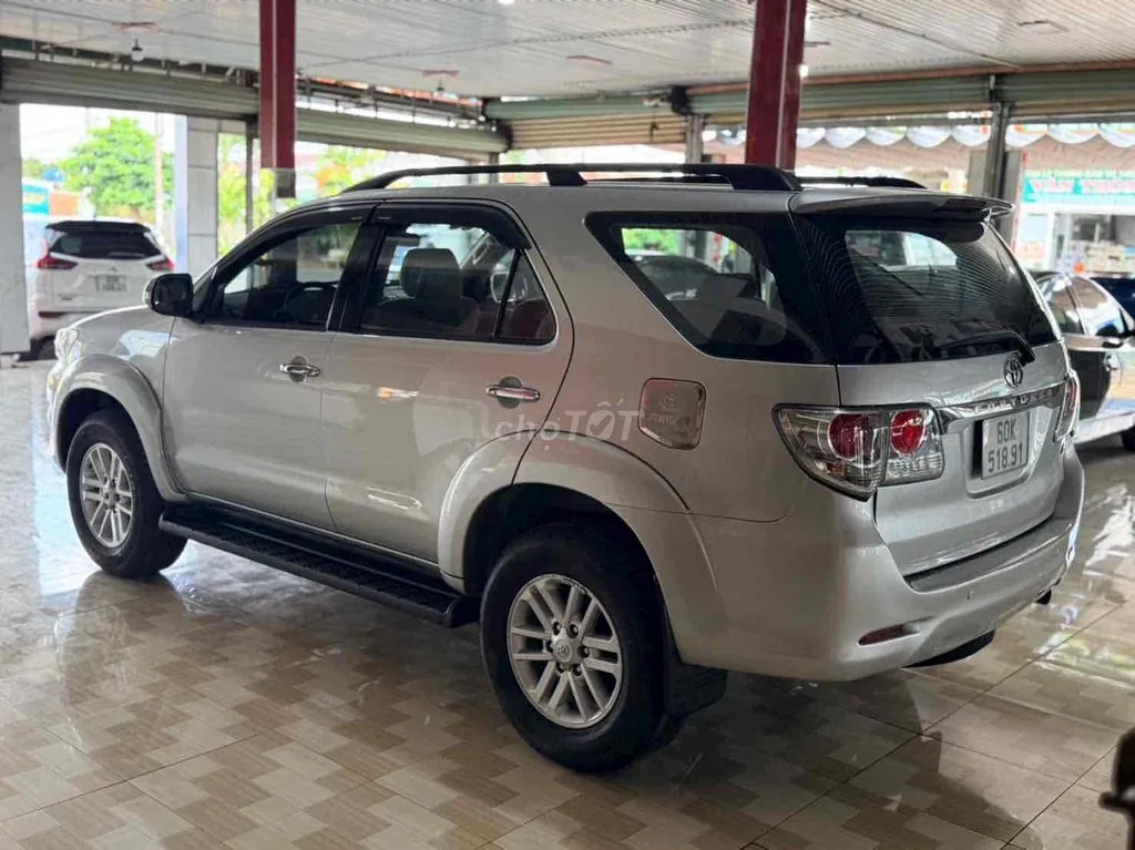 Toyota Fortuner 2014 photo 4