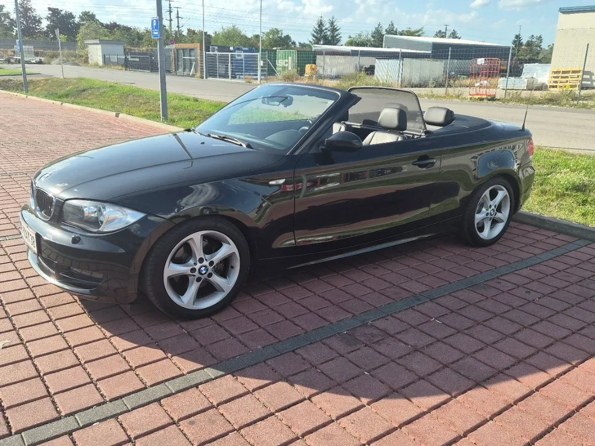 BMW 1 Series 2008 photo 2