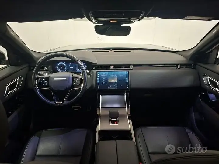 Land Rover Velar 2024 photo 4