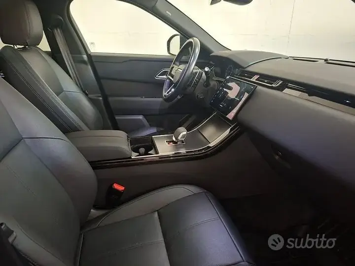 Land Rover Velar 2024 photo 3