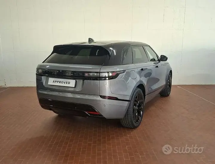 Land Rover Velar 2024 photo 2
