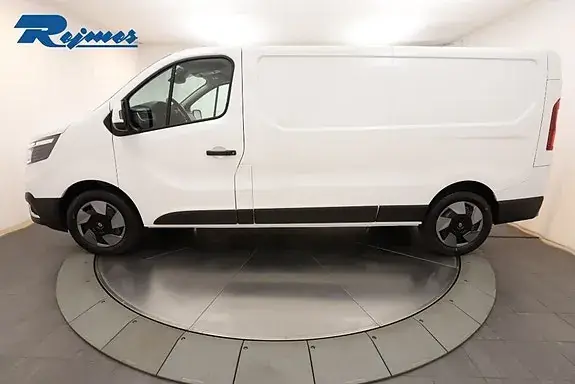 Renault Trafic 2027 photo 3