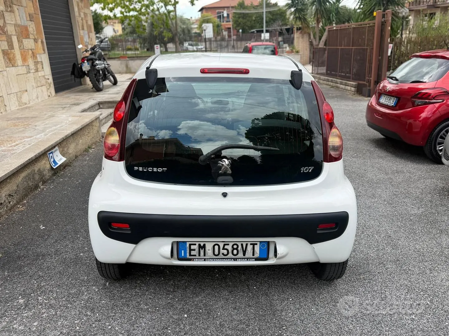 Peugeot 107 2012 photo 5