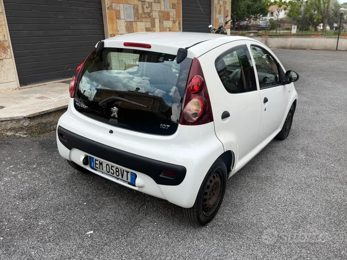 Peugeot 107 2012 photo 4