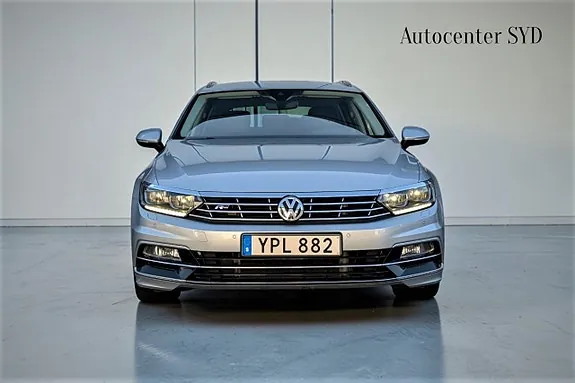 Volkswagen Passat 2018 photo 2