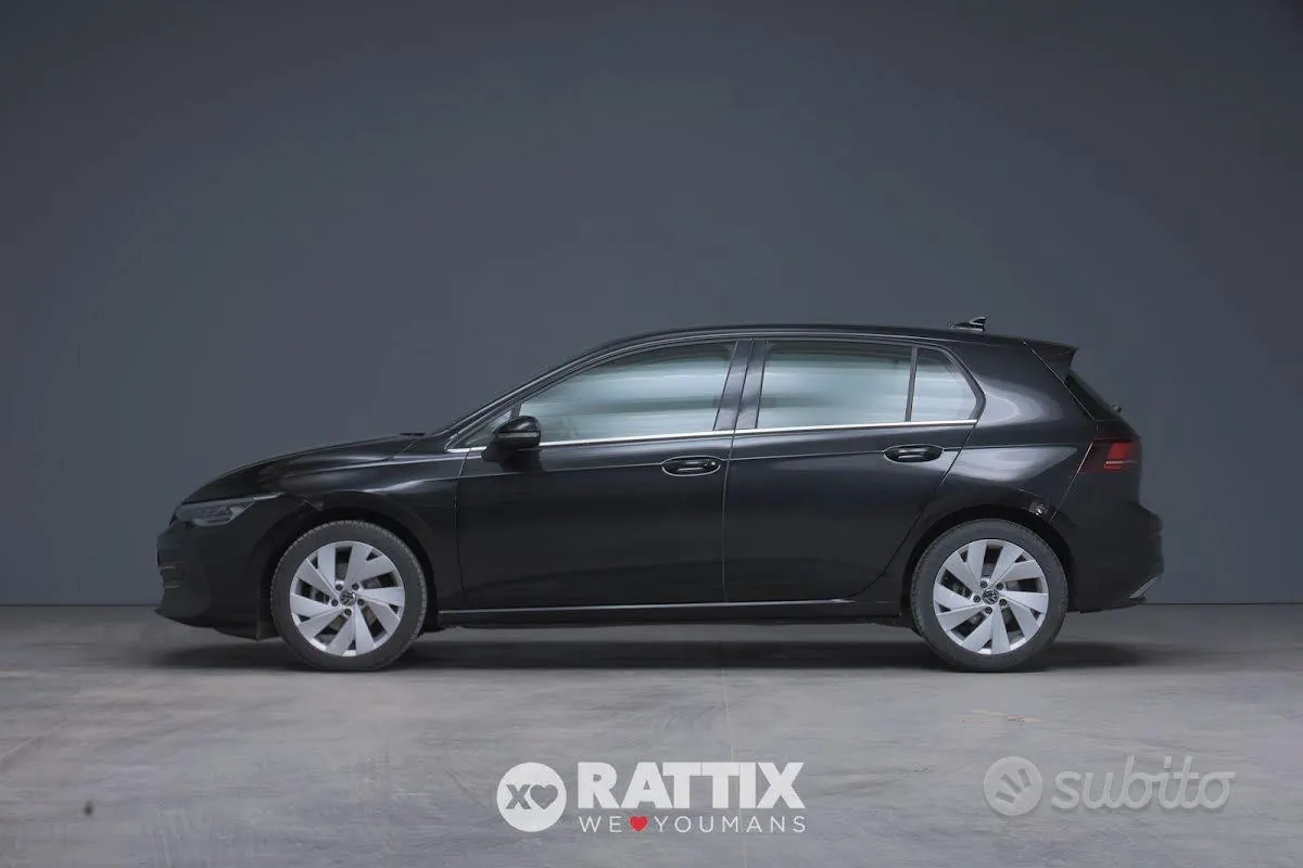 Volkswagen Golf 2025 photo 2