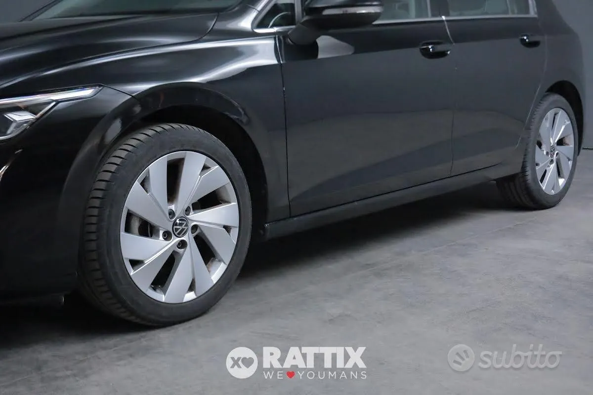 Volkswagen Golf 2025 photo 4