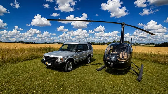 Land Rover Discovery 2003 photo 2