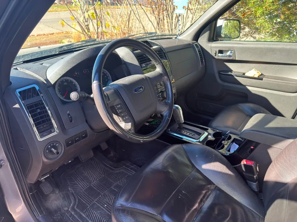 Ford Escape 2008 photo 3