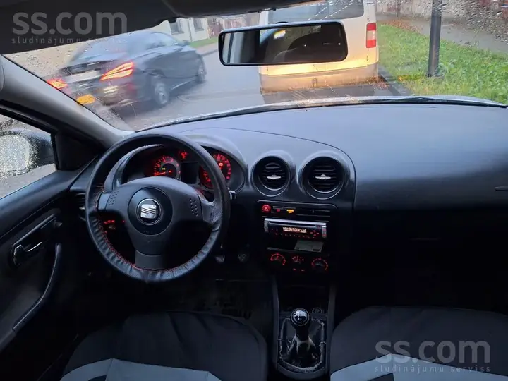 Seat Ibiza 2006 photo 5