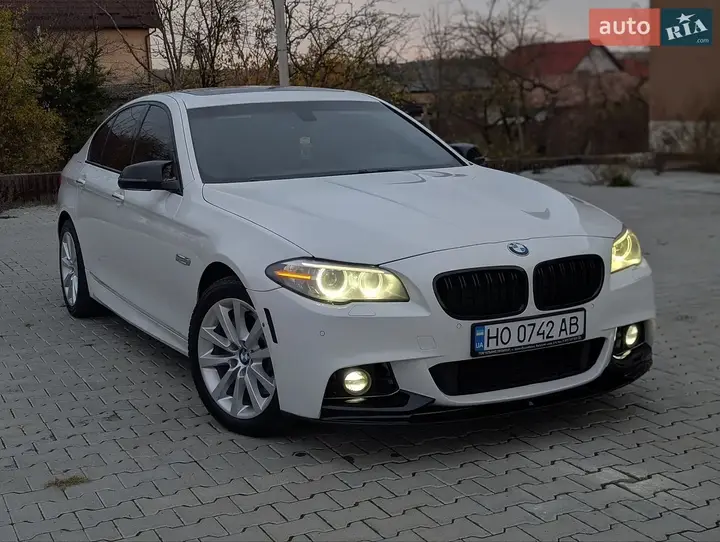 BMW 5 Series 2015 photo 4