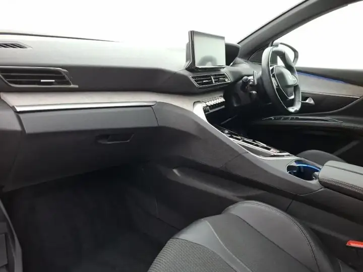 Peugeot 5008 2023 photo 5