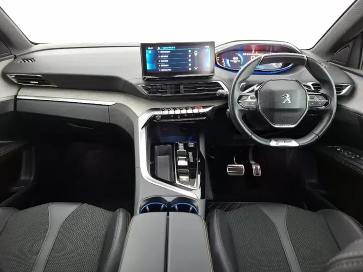 Peugeot 5008 2023 photo 3
