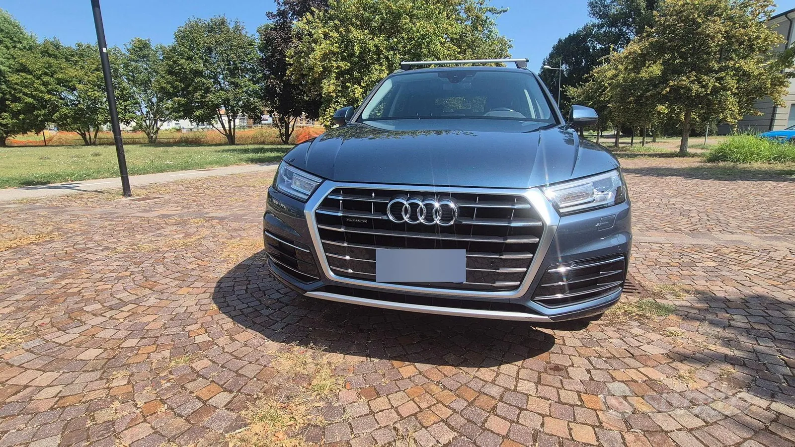 Audi Q5 2018 photo 2