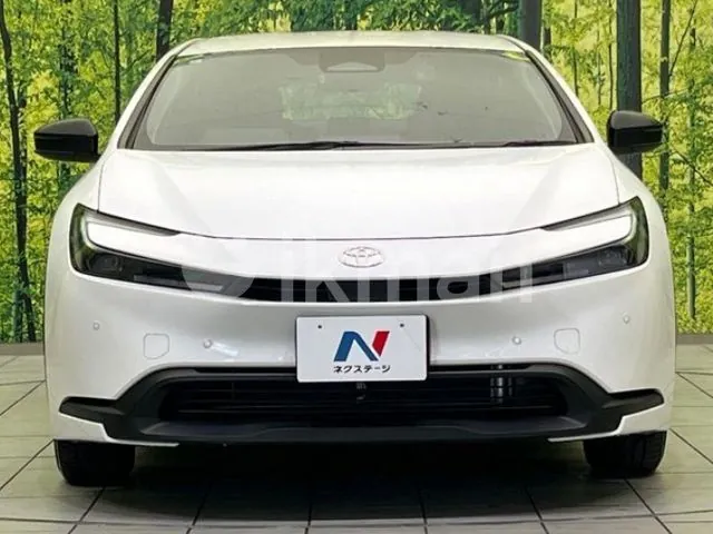 Toyota Prius 2024 photo 2