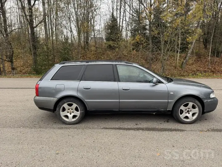 Audi A4 2001 photo 4