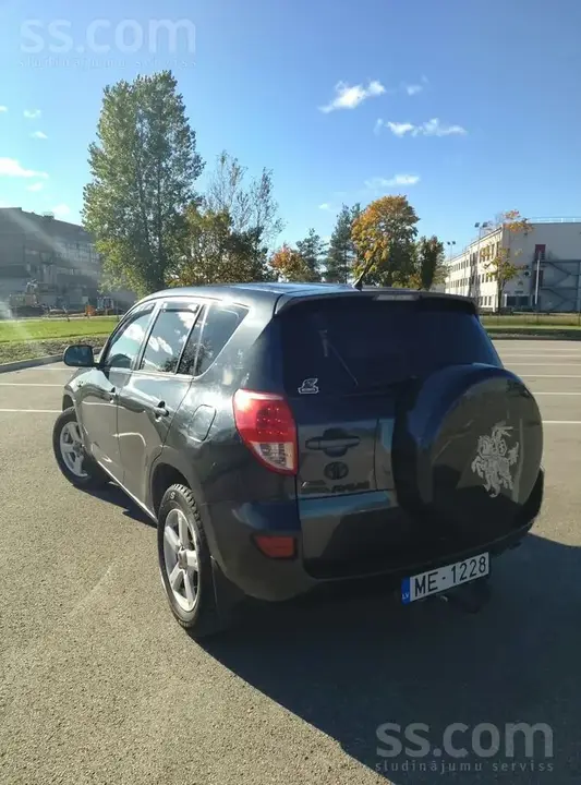 Toyota Rav4 2007 photo 4
