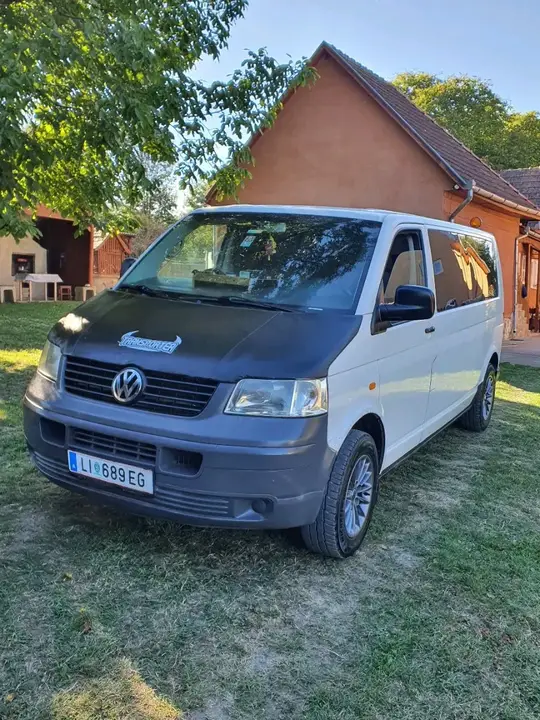 Volkswagen T5 2005 photo 2