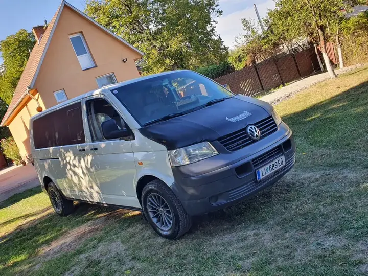 Volkswagen T5