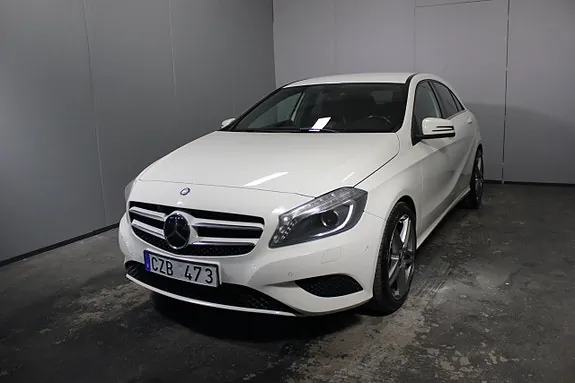 Mercedes-Benz A180 2013 photo 2