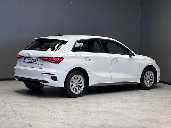 Audi A3 2022 photo 2
