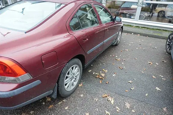 Volvo S60 2001 photo 2