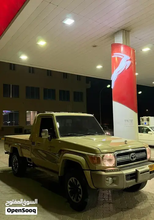 Toyota Land Cruiser 2014 photo 3