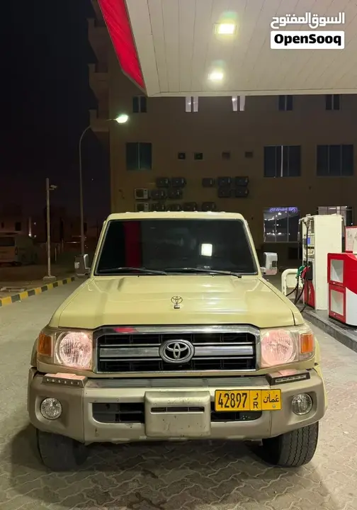 Toyota Land Cruiser 2014 photo 4