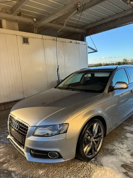 Audi A4 2008 photo 2