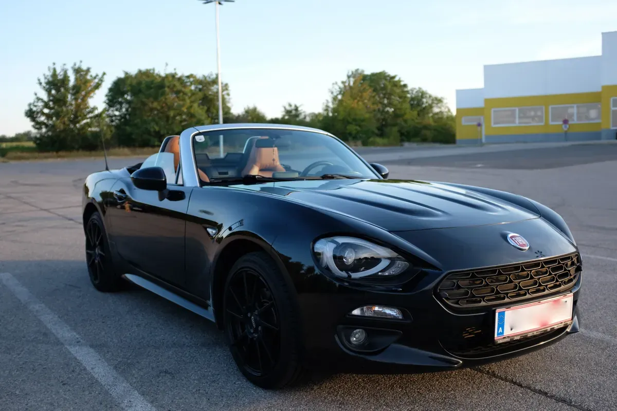 Fiat 124 Spider