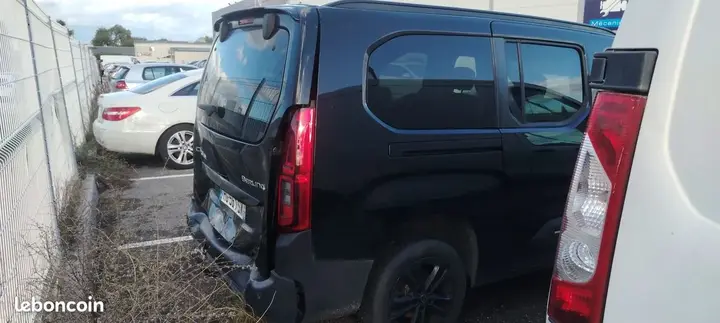 Citroen Berlingo 2024 photo 3