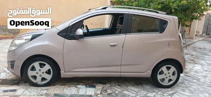 Chevrolet Spark 2012 photo 2
