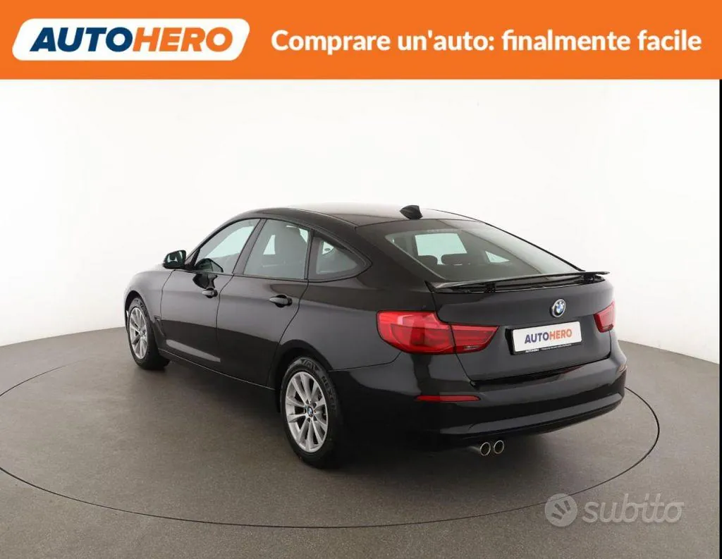 BMW 330 2018 photo 4