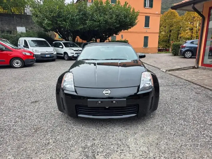 Nissan 350Z Roadster 2005 photo 2