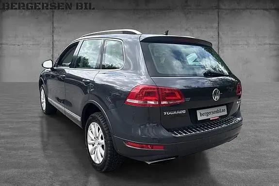 Volkswagen Touareg 2012 photo 3