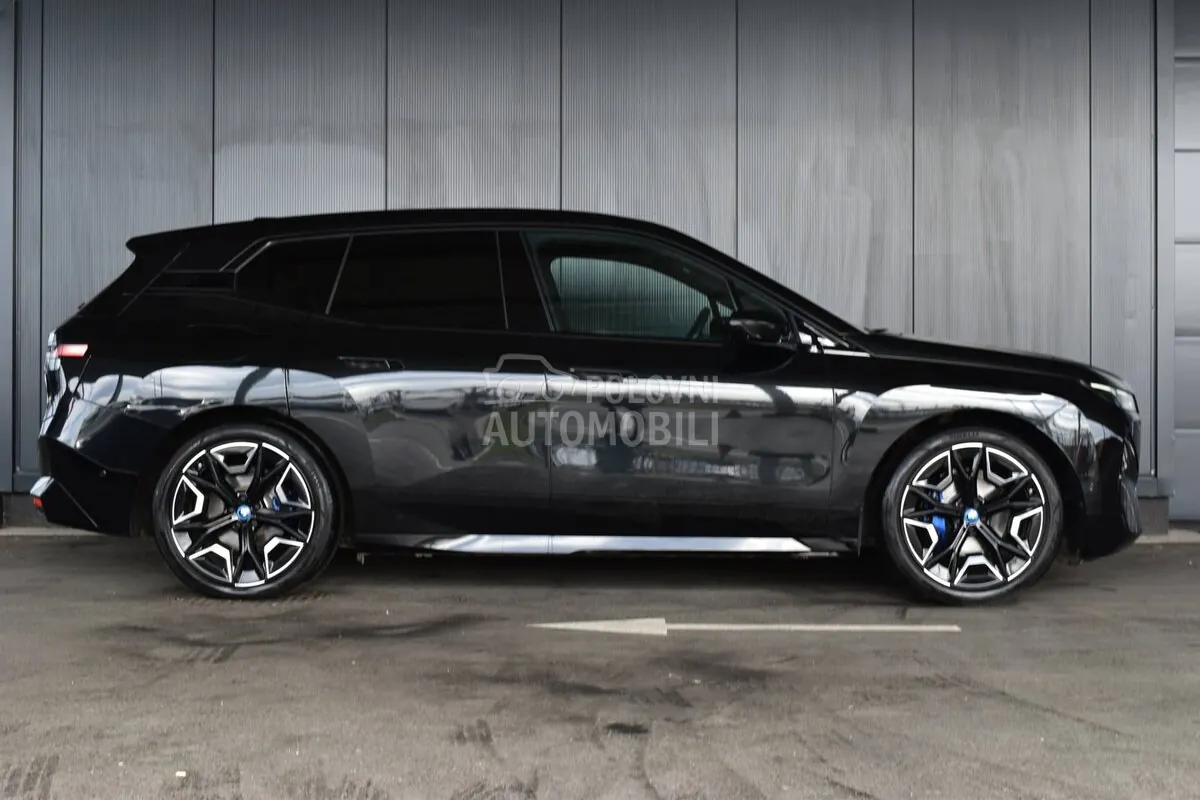 BMW Ix 2023 photo 3