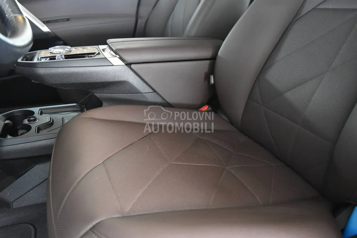 BMW Ix 2023 photo 5