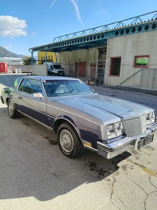 Buick Riviera 1981 photo 2