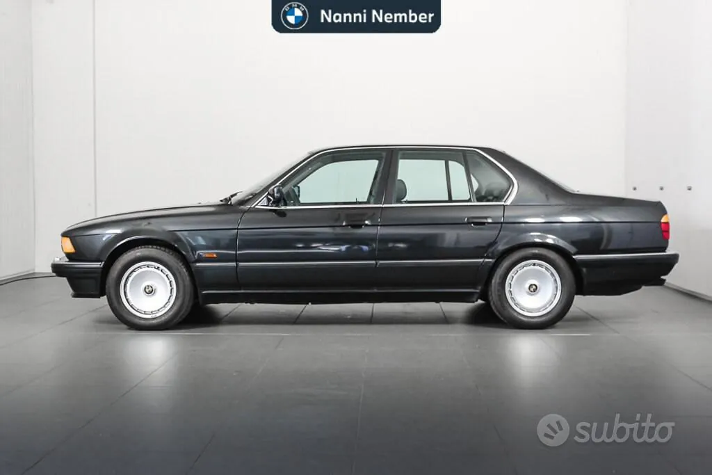 BMW 7 Series 1988 photo 2