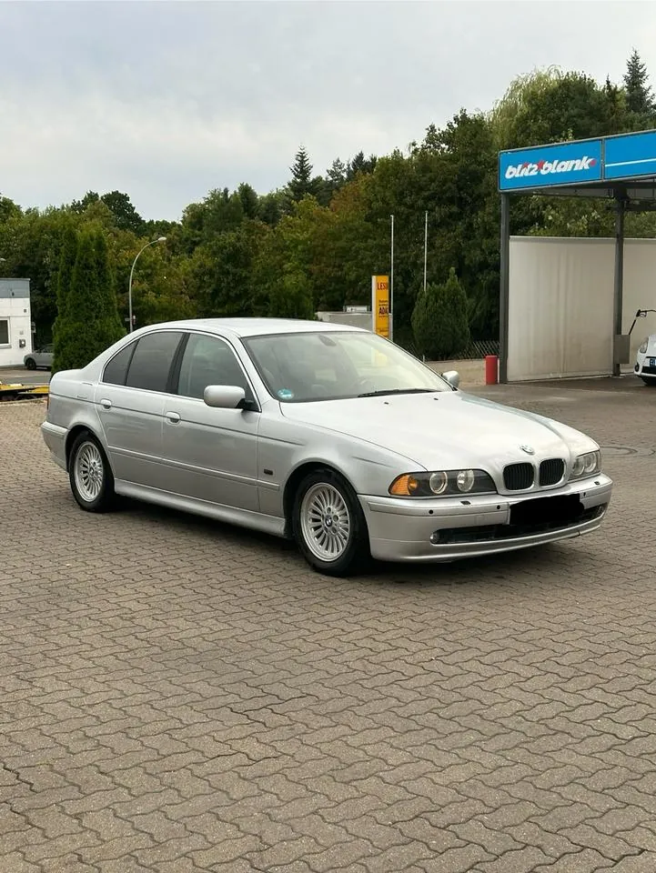 BMW 525D