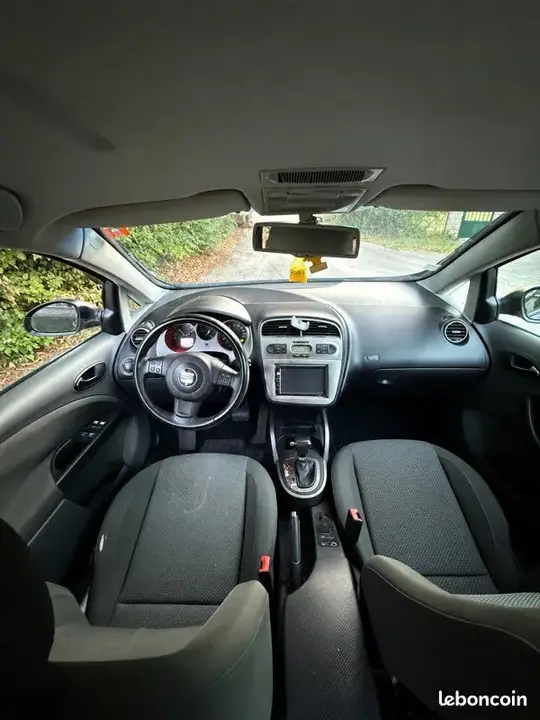 Seat Altea 2004 photo 2
