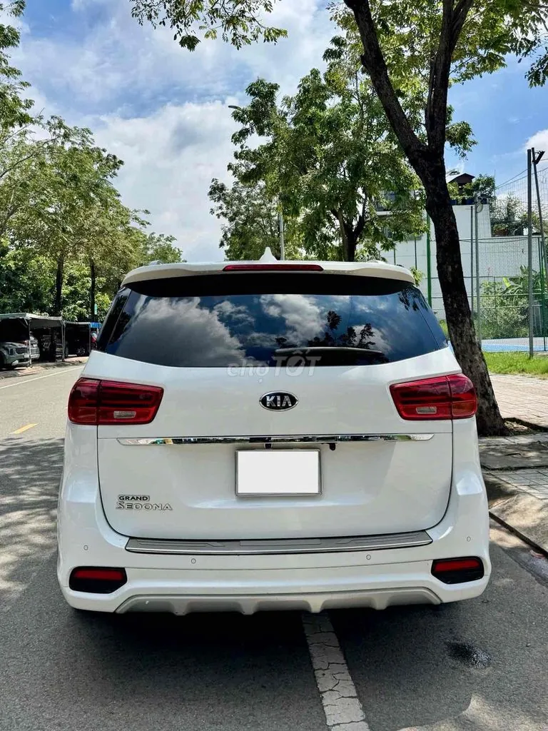 Kia Sedona 2019 photo 3