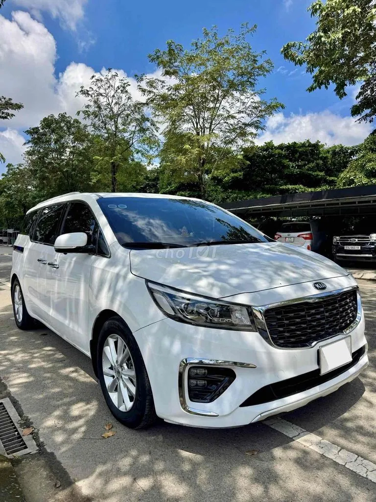 Kia Sedona 2019 photo 4