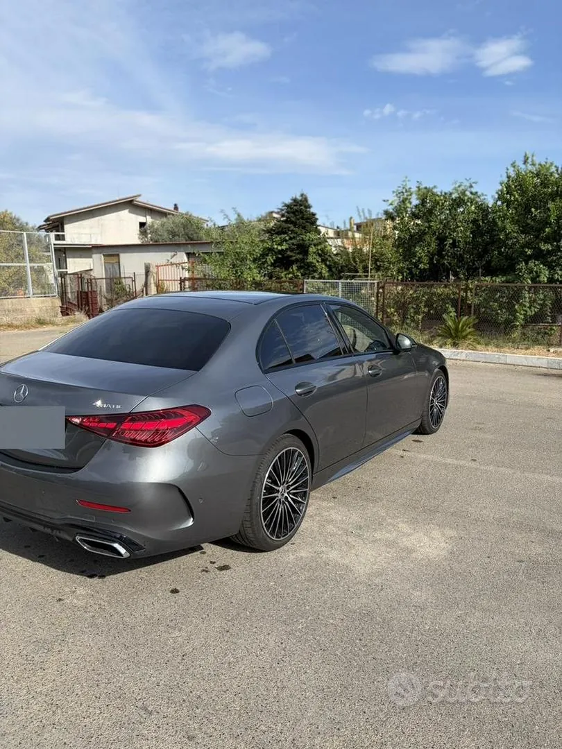 Mercedes-Benz C220D 2025 photo 4