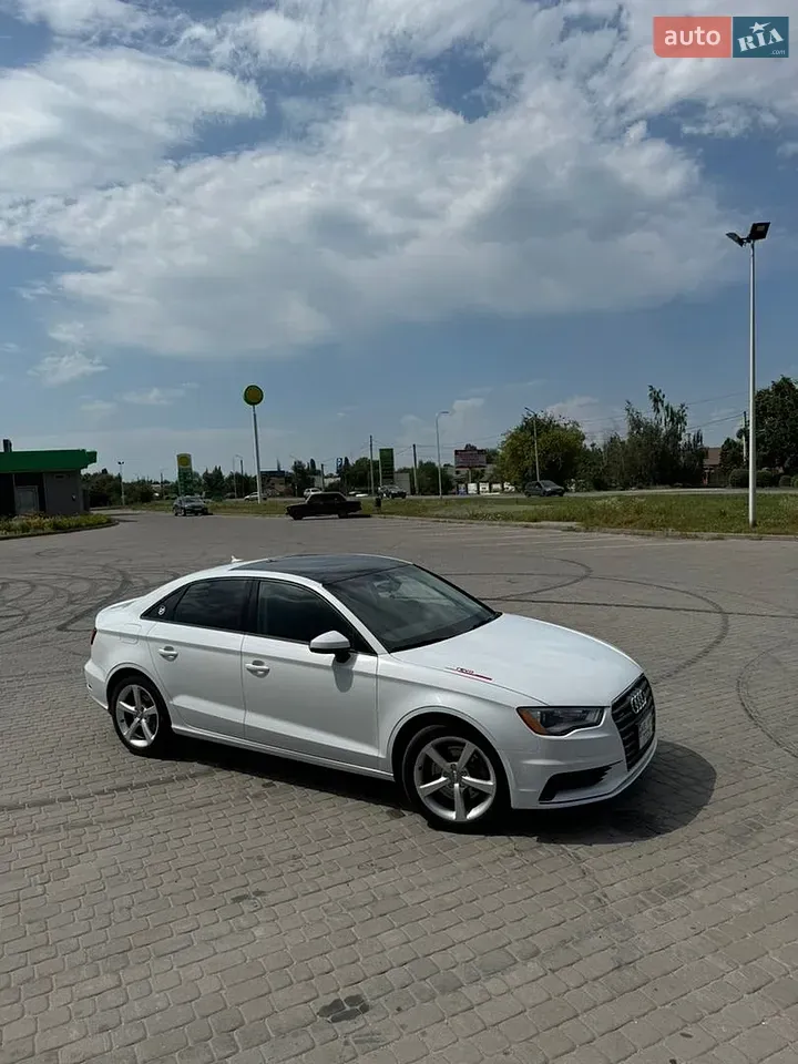 Audi A3 2014 photo 2