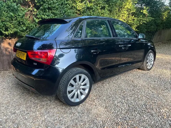 Audi A1 2012 photo 3