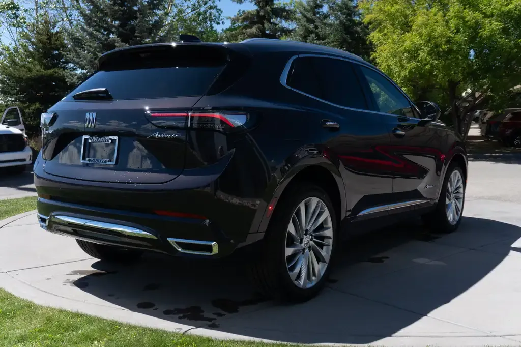Buick Envision 2026 photo 5